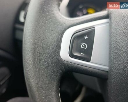 Черный Рено Меган, объемом двигателя 1.5 л и пробегом 257 тыс. км за 9700 $, фото 24 на Automoto.ua