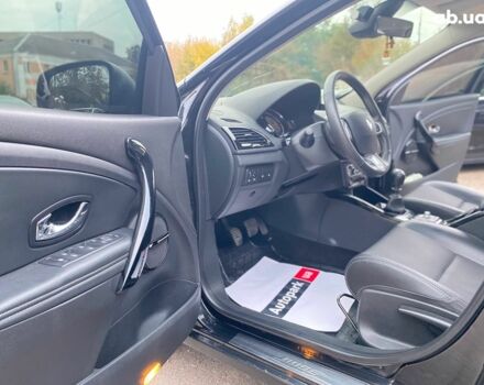 Чорний Рено Меган, об'ємом двигуна 1.5 л та пробігом 269 тис. км за 9390 $, фото 19 на Automoto.ua