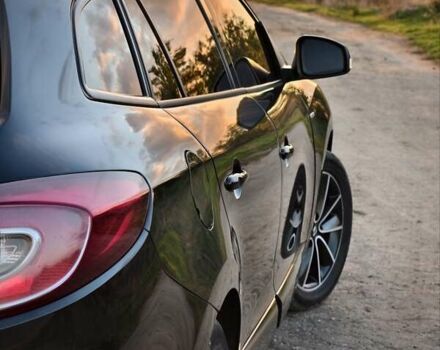 Черный Рено Меган, объемом двигателя 1.4 л и пробегом 187 тыс. км за 7100 $, фото 1 на Automoto.ua