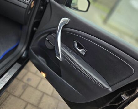 Черный Рено Меган, объемом двигателя 1.5 л и пробегом 197 тыс. км за 8000 $, фото 10 на Automoto.ua