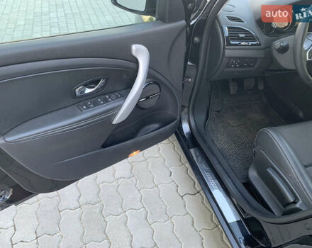Черный Рено Меган, объемом двигателя 1.46 л и пробегом 240 тыс. км за 8300 $, фото 7 на Automoto.ua