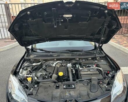 Рено Меган 2012 в Николаеве на Automoto.ua Черный Рено Меган, объемом двигателя 1.5 л и пробегом 275 тыс. км за 7700 $, фото 47 на Automoto.ua