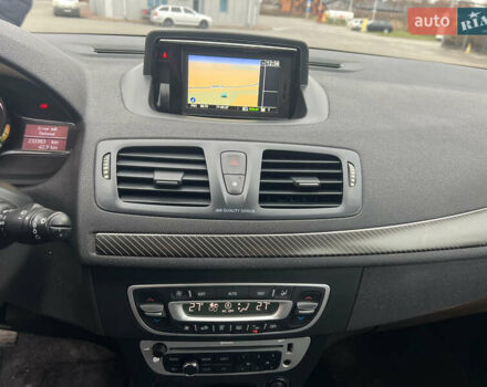 Черный Рено Меган, объемом двигателя 1.5 л и пробегом 233 тыс. км за 8200 $, фото 12 на Automoto.ua