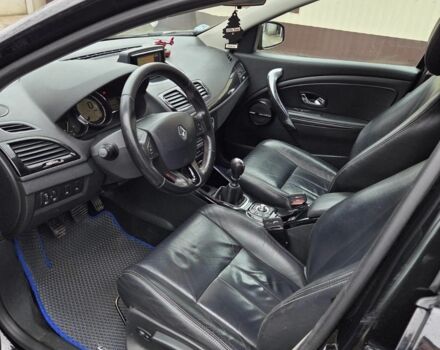 Черный Рено Меган, объемом двигателя 1.5 л и пробегом 197 тыс. км за 8000 $, фото 4 на Automoto.ua