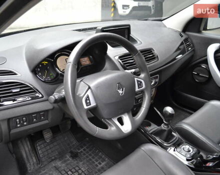 Черный Рено Меган, объемом двигателя 1.46 л и пробегом 220 тыс. км за 8999 $, фото 19 на Automoto.ua