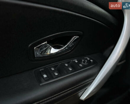 Черный Рено Меган, объемом двигателя 1.5 л и пробегом 270 тыс. км за 8900 $, фото 45 на Automoto.ua