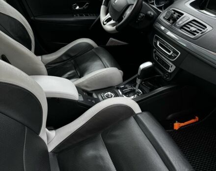 Черный Рено Меган, объемом двигателя 1.5 л и пробегом 256 тыс. км за 9000 $, фото 8 на Automoto.ua