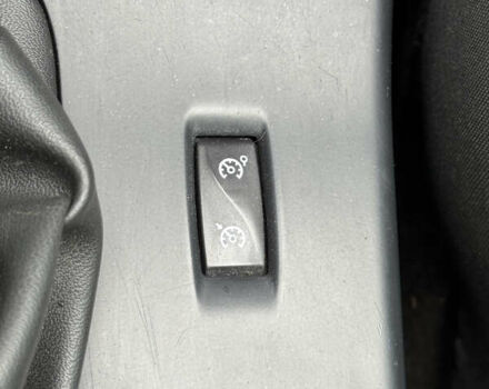 Черный Рено Меган, объемом двигателя 1.5 л и пробегом 240 тыс. км за 8200 $, фото 25 на Automoto.ua