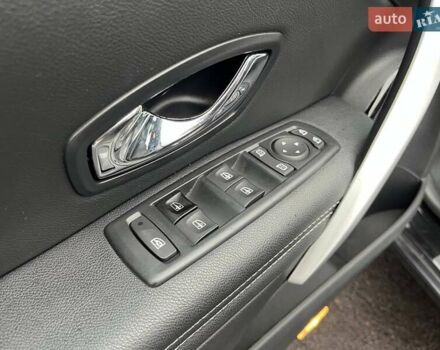 Черный Рено Меган, объемом двигателя 1.46 л и пробегом 259 тыс. км за 8290 $, фото 14 на Automoto.ua