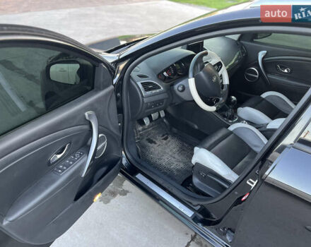 Черный Рено Меган, объемом двигателя 1.5 л и пробегом 139 тыс. км за 10500 $, фото 15 на Automoto.ua