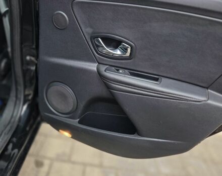 Черный Рено Меган, объемом двигателя 1.5 л и пробегом 197 тыс. км за 8000 $, фото 9 на Automoto.ua