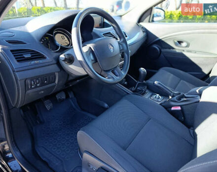 Чорний Рено Меган, об'ємом двигуна 1.6 л та пробігом 183 тис. км за 7500 $, фото 15 на Automoto.ua