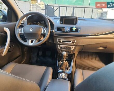 Черный Рено Меган, объемом двигателя 1.46 л и пробегом 200 тыс. км за 10000 $, фото 22 на Automoto.ua