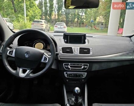 Чорний Рено Меган, об'ємом двигуна 1.46 л та пробігом 220 тис. км за 5500 $, фото 21 на Automoto.ua