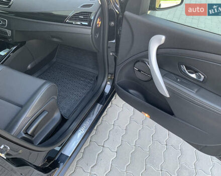 Черный Рено Меган, объемом двигателя 1.46 л и пробегом 240 тыс. км за 8300 $, фото 9 на Automoto.ua