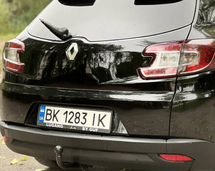 Черный Рено Меган, объемом двигателя 1.46 л и пробегом 300 тыс. км за 6999 $, фото 1 на Automoto.ua