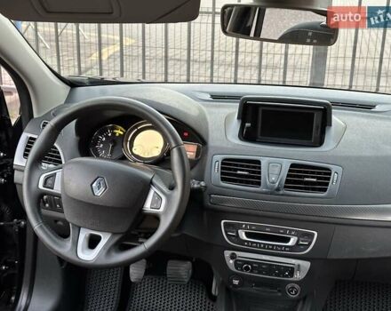 Рено Меган 2012 в Николаеве на Automoto.ua Черный Рено Меган, объемом двигателя 1.5 л и пробегом 275 тыс. км за 7700 $, фото 33 на Automoto.ua