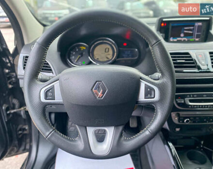 Черный Рено Меган, объемом двигателя 1.5 л и пробегом 269 тыс. км за 9390 $, фото 31 на Automoto.ua