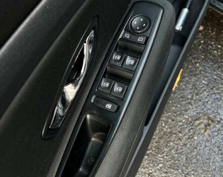 Черный Рено Меган, объемом двигателя 1.5 л и пробегом 266 тыс. км за 7100 $, фото 14 на Automoto.ua