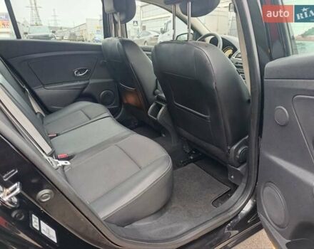 Черный Рено Меган, объемом двигателя 1.5 л и пробегом 257 тыс. км за 9700 $, фото 11 на Automoto.ua