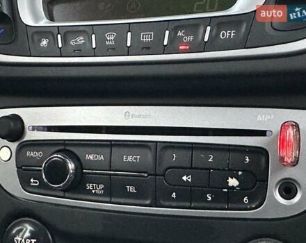 Рено Меган 2012 в Николаеве на Automoto.ua Черный Рено Меган, объемом двигателя 1.5 л и пробегом 275 тыс. км за 7700 $, фото 40 на Automoto.ua