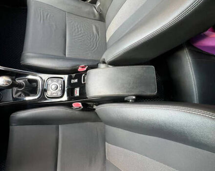 Черный Рено Меган, объемом двигателя 1.2 л и пробегом 119 тыс. км за 7800 $, фото 7 на Automoto.ua