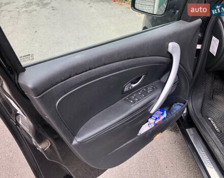 Черный Рено Меган, объемом двигателя 1.46 л и пробегом 282 тыс. км за 8500 $, фото 22 на Automoto.ua
