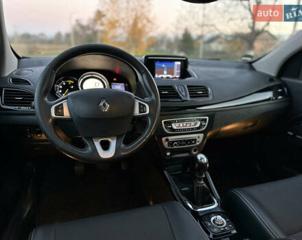 Черный Рено Меган, объемом двигателя 1.5 л и пробегом 270 тыс. км за 8900 $, фото 21 на Automoto.ua