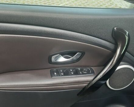 Черный Рено Меган, объемом двигателя 0 л и пробегом 280 тыс. км за 7500 $, фото 3 на Automoto.ua