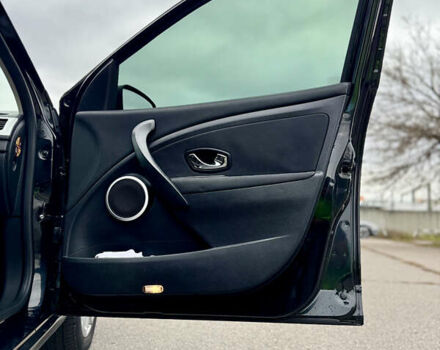 Черный Рено Меган, объемом двигателя 1.5 л и пробегом 240 тыс. км за 8200 $, фото 10 на Automoto.ua