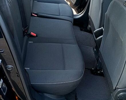 Черный Рено Меган, объемом двигателя 1.5 л и пробегом 273 тыс. км за 7700 $, фото 6 на Automoto.ua