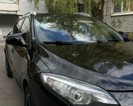 Рено Меган 2012 в Днепре (Днепропетровске) на Automoto.ua Черный Рено Меган, объемом двигателя 1.5 л и пробегом 230 тыс. км за 6900 $, фото 1 на Automoto.ua