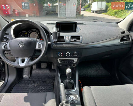 Черный Рено Меган, объемом двигателя 1.46 л и пробегом 273 тыс. км за 8800 $, фото 8 на Automoto.ua