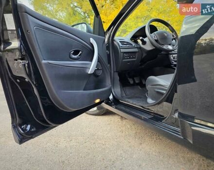 Черный Рено Меган, объемом двигателя 1.46 л и пробегом 238 тыс. км за 8900 $, фото 53 на Automoto.ua