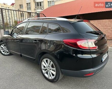 Рено Меган 2012 в Николаеве на Automoto.ua Черный Рено Меган, объемом двигателя 1.5 л и пробегом 275 тыс. км за 7700 $, фото 11 на Automoto.ua