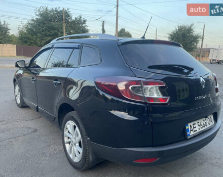Черный Рено Меган, объемом двигателя 1.46 л и пробегом 250 тыс. км за 7300 $, фото 5 на Automoto.ua