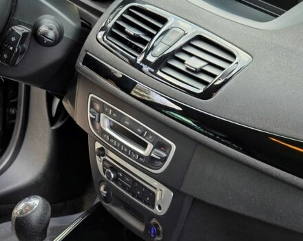 Чорний Рено Меган, об'ємом двигуна 1.5 л та пробігом 238 тис. км за 8900 $, фото 15 на Automoto.ua