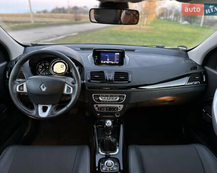 Черный Рено Меган, объемом двигателя 1.5 л и пробегом 270 тыс. км за 8900 $, фото 23 на Automoto.ua