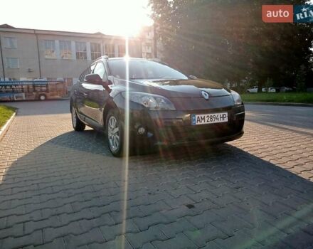 Черный Рено Меган, объемом двигателя 1.5 л и пробегом 228 тыс. км за 7800 $, фото 4 на Automoto.ua