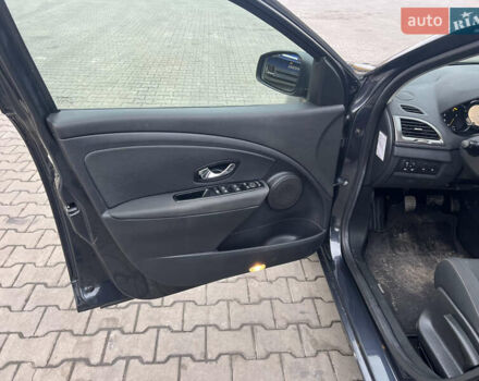 Черный Рено Меган, объемом двигателя 1.5 л и пробегом 233 тыс. км за 8200 $, фото 17 на Automoto.ua