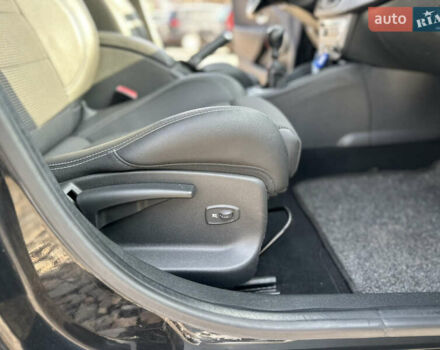 Черный Рено Меган, объемом двигателя 1.4 л и пробегом 148 тыс. км за 7299 $, фото 33 на Automoto.ua