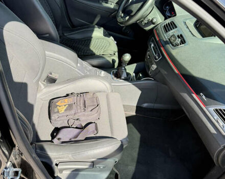 Рено Меган 2012 у Шепетовке на Automoto.ua Чорний Рено Меган, об'ємом двигуна 1.46 л та пробігом 305 тис. км за 8100 $, фото 8 на Automoto.ua