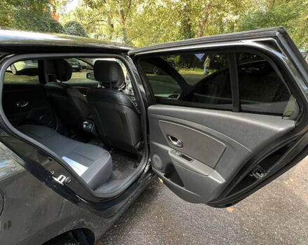 Черный Рено Меган, объемом двигателя 1.5 л и пробегом 266 тыс. км за 7100 $, фото 11 на Automoto.ua