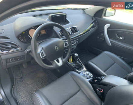 Черный Рено Меган, объемом двигателя 1.46 л и пробегом 240 тыс. км за 8300 $, фото 6 на Automoto.ua