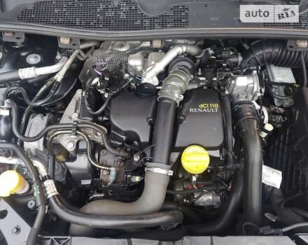 Черный Рено Меган, объемом двигателя 1.5 л и пробегом 238 тыс. км за 8950 $, фото 118 на Automoto.ua