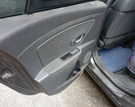 Черный Рено Меган, объемом двигателя 1.5 л и пробегом 260 тыс. км за 7711 $, фото 10 на Automoto.ua