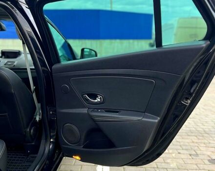 Черный Рено Меган, объемом двигателя 1.5 л и пробегом 216 тыс. км за 8300 $, фото 6 на Automoto.ua
