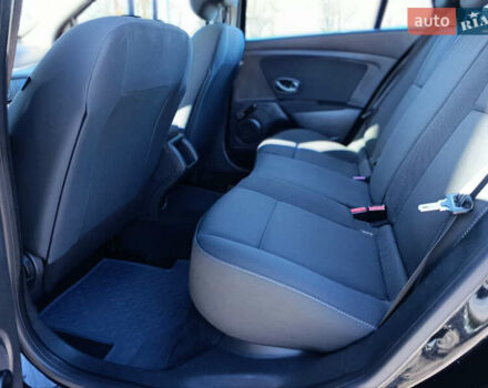 Чорний Рено Меган, об'ємом двигуна 1.6 л та пробігом 183 тис. км за 7500 $, фото 23 на Automoto.ua