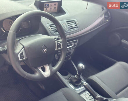 Черный Рено Меган, объемом двигателя 1.5 л и пробегом 236 тыс. км за 7250 $, фото 13 на Automoto.ua