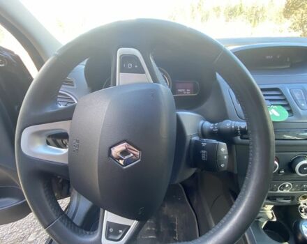 Черный Рено Меган, объемом двигателя 1.5 л и пробегом 320 тыс. км за 5500 $, фото 7 на Automoto.ua